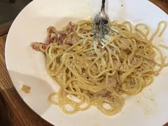 -玛格萝妮(汇智国际商业中心店)