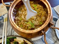 铜锅牛肝菌土豆炒饭-蔼若春.传承三十年云南菜(金碧公园店)