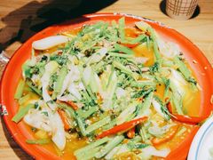 -先启半步颠小酒馆(虹桥龙湖天街店)