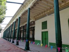 -艾提尕尔清真寺