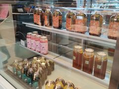 面包甜点陈列柜-奈雪的茶(东莞汇一城店)