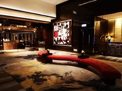 -OZONE 顶楼酒吧(香港丽思卡尔顿酒店)