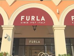 -佛罗伦萨小镇广佛名品奥特莱斯(疏港路店)