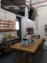 -Hair Co.一间沙龙