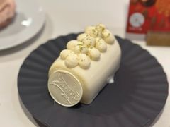 -潮一不贰·法式甜品·生日蛋糕·西式简餐(外滩店)