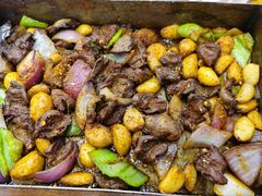 -老东镇啤酒屋海鲜加工·蒸汽海鲜·海鲜烧烤(台东店)