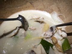 -滇香肴·云南菜蒸汽石锅鱼(云南北路店)