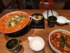 -云海肴·汽锅鸡·云南菜(天山百盛优客店)