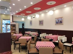 大堂-红宝石·鲜奶小方·海派西点房(南丹店)