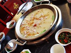 -老来福·非遗酸汤兔(凯旋路店)