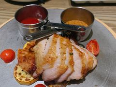 炭烧猪颈肉-小大董·烤鸭(凤凰汇店)