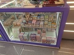 -爱玩嘉年华(龙湖曲江天街店)