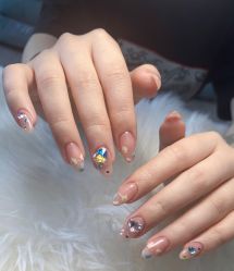 -情同手足美甲美睫