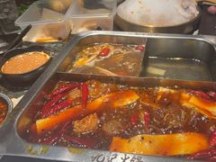 -重庆九记老火锅(广场店)
