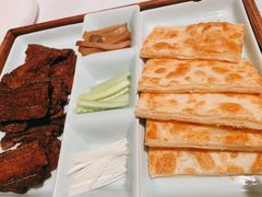 烙饼卷带鱼尾-106餐厅(山水文园店)