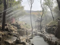 -雪山彩虹谷景区