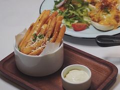 -阿妮叶李(光谷世界城店)