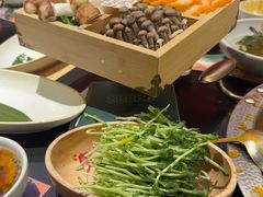 -廖掌柜·重庆鲜货火锅(上海首店)