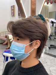 -V8潮牌·接发烫染连锁