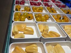 -涨巢·潮玩水疗局