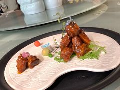 -双子楼大酒店(城开国际写字楼店)