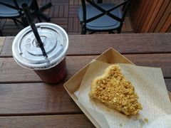 -Pie Bird(新闸路店)