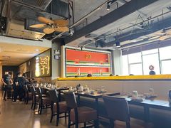 大堂-大头虾越式风味餐厅(光明广场店)
