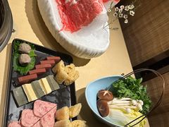 -余欢领鲜火锅(新街口店)