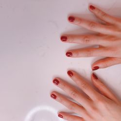 -Pink You美甲洗眉纹绣定制中心