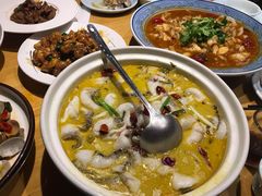 -嘉厨小馆(宜山路店)