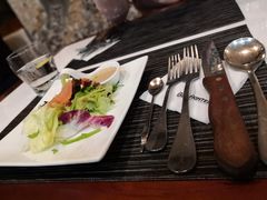 三文鱼沙拉-斗牛士牛排餐厅(嘉里汇店)
