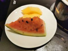 -钱小奴海鲜自助黑金店(杭州滨江龙湖店)
