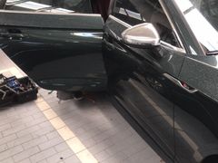 -畅通航行汽车钣金喷漆 无痕修复·局部喷漆