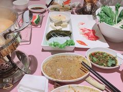 -鼎鼎香·港式火锅(北京SKP店)