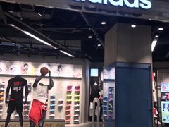 -adidas(印象城购物中心店)