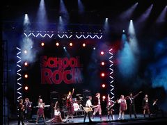 -交通银行前滩31演艺中心