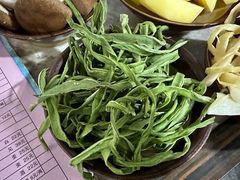 贡菜-正南齊北重庆老火锅(光华村直营店)