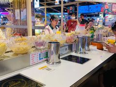 自助取餐区-轩于鲜旋转小火锅(天虹商场木渎店)