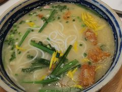 -新世界·过桥米线宴