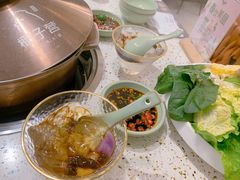 -椰子营·椰子鸡火锅(万象里店)