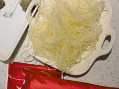 -三人行骨头王火锅(长寿店)