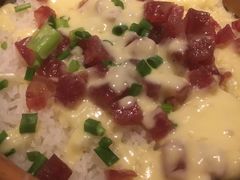 芝士腊肉煲仔饭-汤城小厨•粤菜•靓汤(苏州街店)