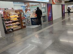 -全家便利店(宜山路站店)