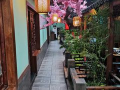 -龙泉小镇(科圣路店)