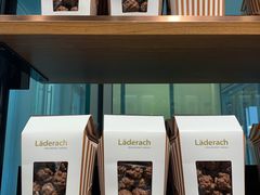 -Laderach 莱德拉(上海环贸iapm店)