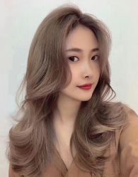 -MODEL'S HAIR