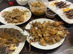 -亮亮烧烤(积玉桥总店)