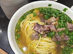 -杨记清芳牛肉拉面(宝龙广场店)