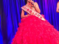 -金东尼人妖秀