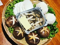 -肉魁屋·烧肉·烧鸟·酒场(高新店)